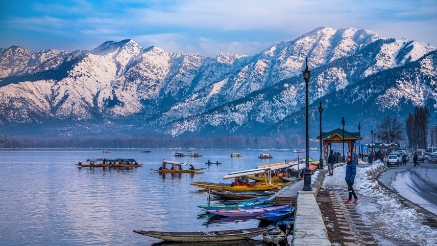 Kashmir Group Tour Package: Explore Heaven On Earth With Exclusive Group Deals